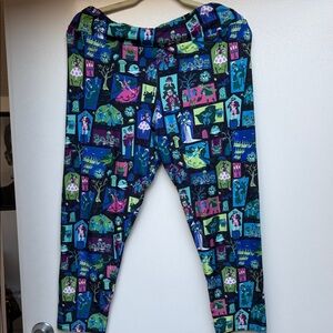 Disney HAUNTED MANSION Patterned Cropped Leggings - Multi Color SUPER RARE